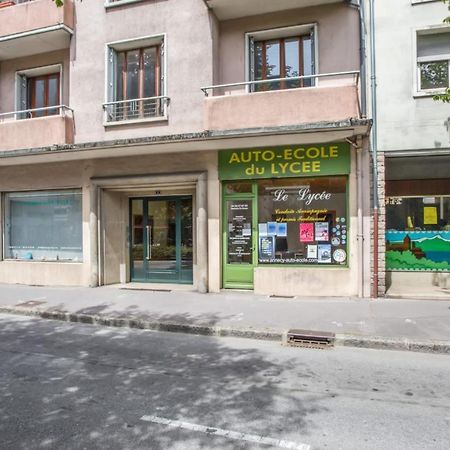 Modern 1Br With Terrace And A Breathtaking View In Annecy Lejlighed Eksteriør billede